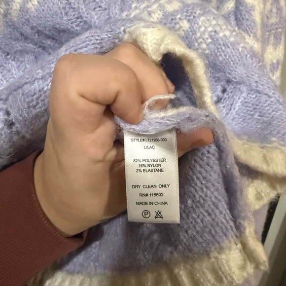 Lush Pastel Knit Sweater size medium - Picture 6 of 7